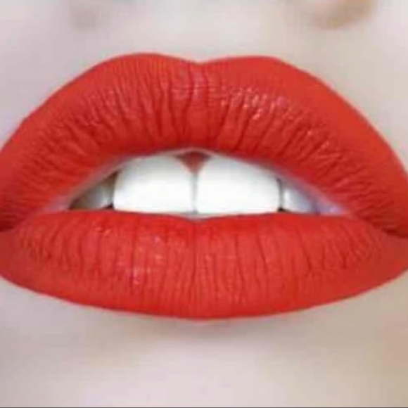 💥FLASH SALE💥 Dirty Little Secret Matte Liquid Lipstick - Phantom - Picture 3 of 3